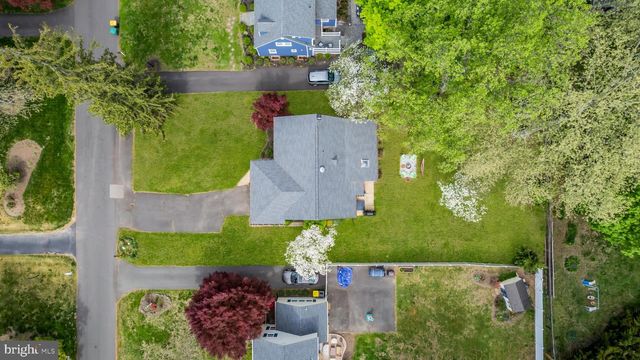 16 GLENOLDEN RD, Yardley, PA 19067