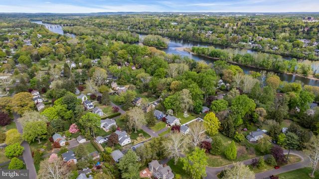 16 GLENOLDEN RD, Yardley, PA 19067
