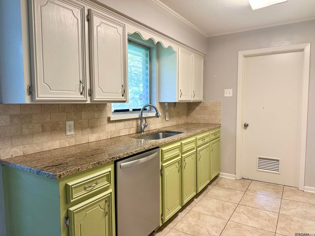 640 Woodhaven St, Baton Rouge, LA 70815