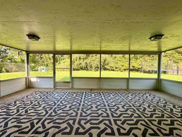 640 Woodhaven St, Baton Rouge, LA 70815