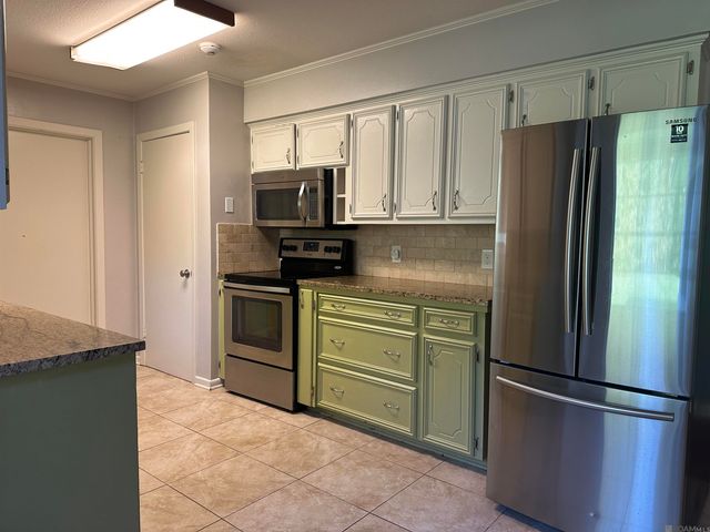 640 Woodhaven St, Baton Rouge, LA 70815