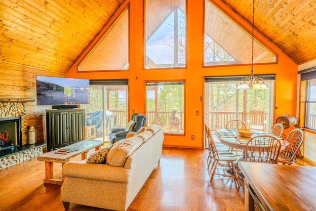 88 Meadowlark Terrace, Murphy, NC 28906