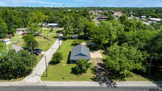 124 W Patterson Street, Grand Saline, TX 75140