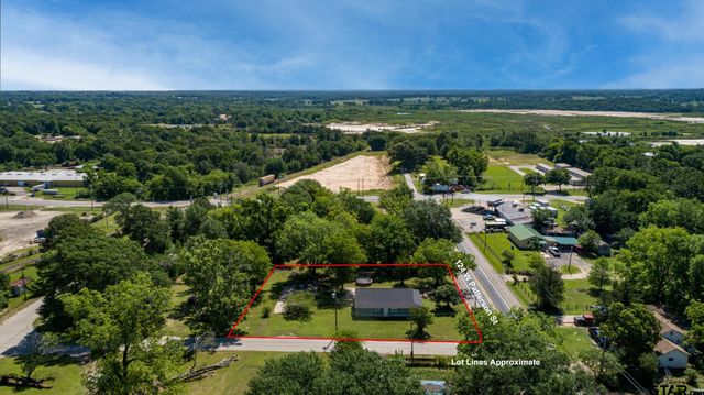 124 W Patterson Street, Grand Saline, TX 75140