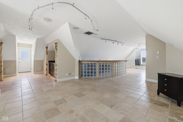 10915 Brigantine Drive, Indianapolis, IN 46256