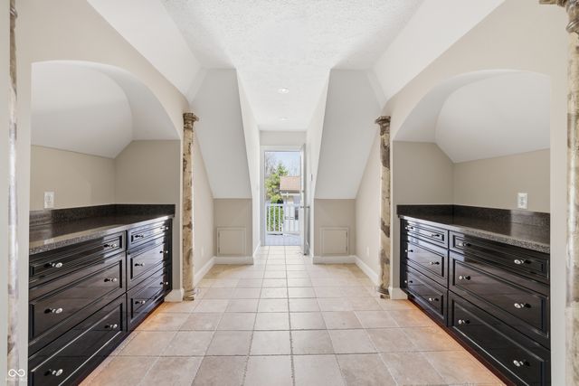 10915 Brigantine Drive, Indianapolis, IN 46256