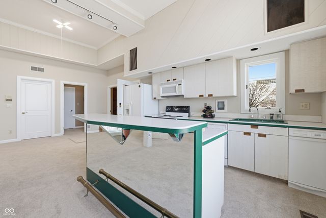 10915 Brigantine Drive, Indianapolis, IN 46256