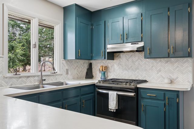 48 Westview Lane, Lebanon, NH 03766