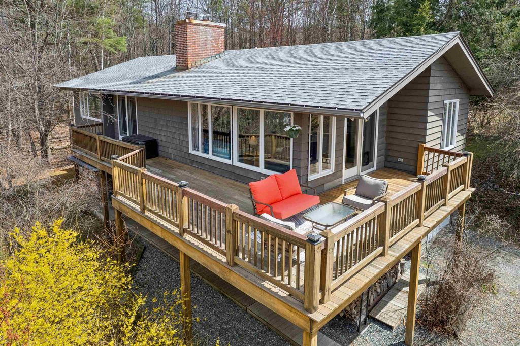 48 Westview Lane, Lebanon, NH 03766