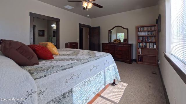 21642 N MASSIF RD, Rathdrum, ID 83858