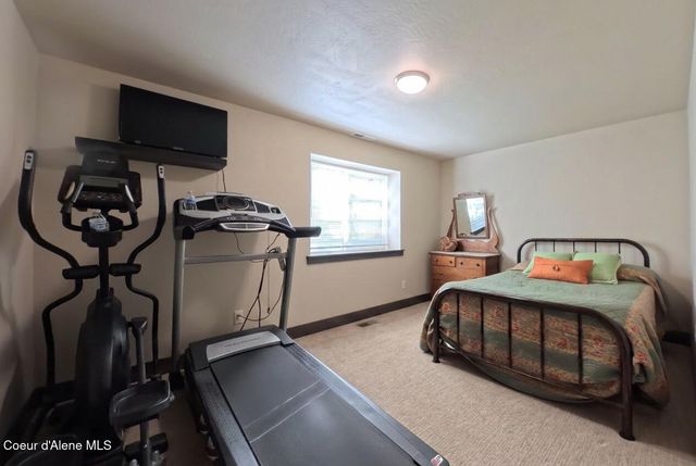 21642 N MASSIF RD, Rathdrum, ID 83858