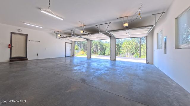 21642 N MASSIF RD, Rathdrum, ID 83858