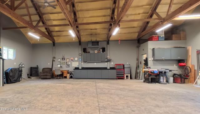 21642 N MASSIF RD, Rathdrum, ID 83858