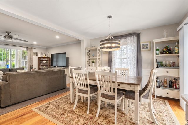 152 Ambrose St, Springfield, MA 01109