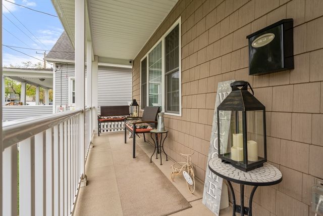 152 Ambrose St, Springfield, MA 01109