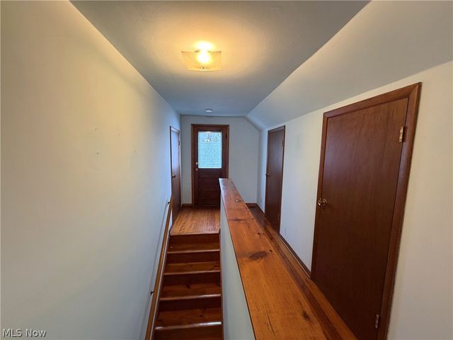 2229 Schneider Street NW, North Canton, OH 44720