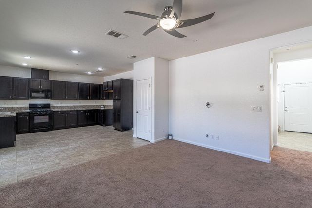 8216 Kossum Way, Elk Grove, CA 95624