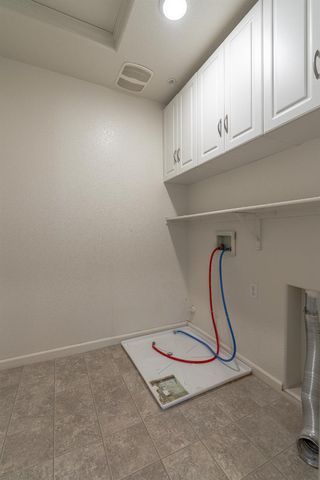 8216 Kossum Way, Elk Grove, CA 95624