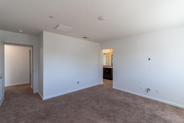 8216 Kossum Way, Elk Grove, CA 95624