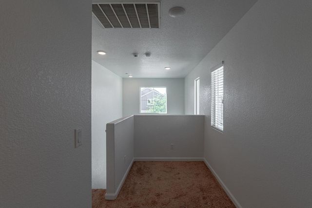 8216 Kossum Way, Elk Grove, CA 95624