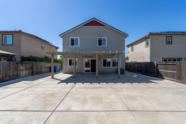 8216 Kossum Way, Elk Grove, CA 95624