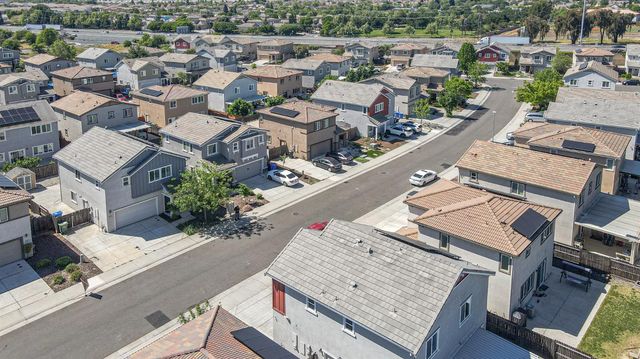 8216 Kossum Way, Elk Grove, CA 95624