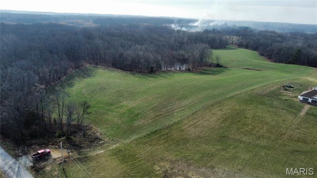 16.8+ G Road, Fults, IL 62244