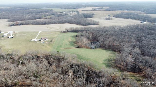 16.8+ G Road, Fults, IL 62244