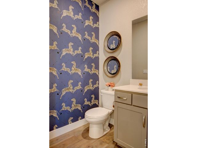 420 High Point Dr C-103, Longmont, CO 80504
