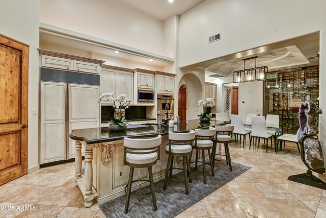 6941 E FLAT IRON Court, Gold Canyon, AZ 85118