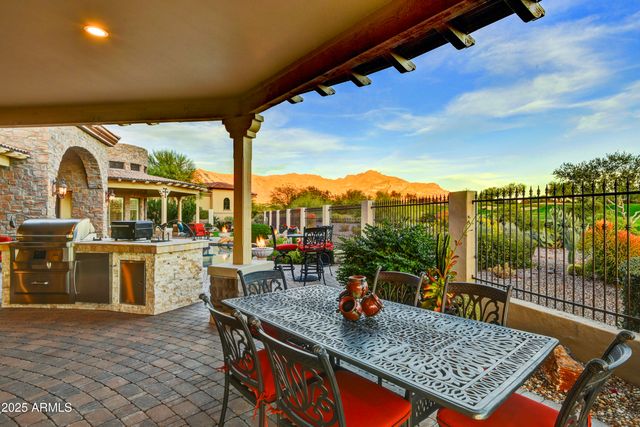 6941 E FLAT IRON Court, Gold Canyon, AZ 85118