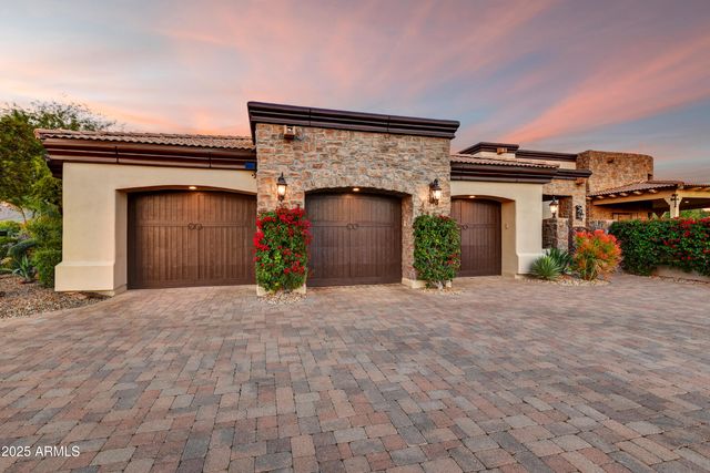 6941 E FLAT IRON Court, Gold Canyon, AZ 85118