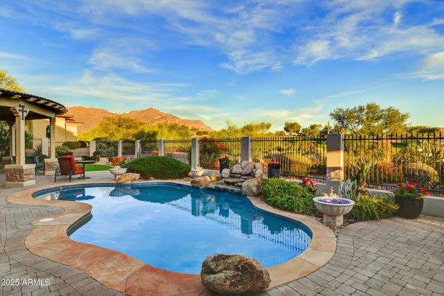 6941 E FLAT IRON Court, Gold Canyon, AZ 85118