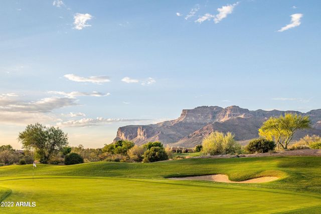 6941 E FLAT IRON Court, Gold Canyon, AZ 85118