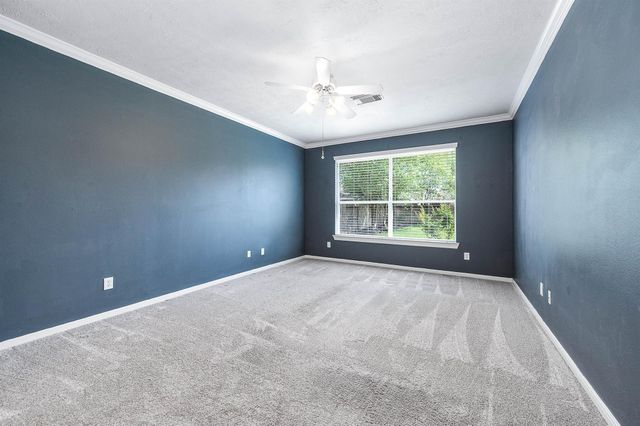 6411 Greencreek Meadows Lane, Spring, TX 77379