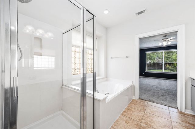 6411 Greencreek Meadows Lane, Spring, TX 77379