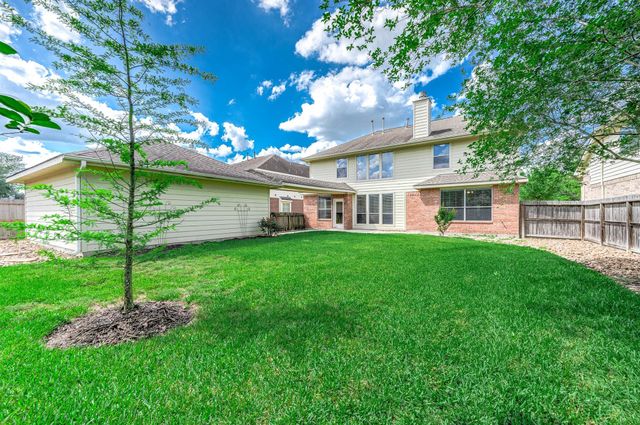 6411 Greencreek Meadows Lane, Spring, TX 77379