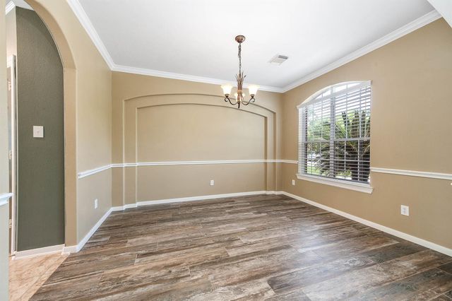 6411 Greencreek Meadows Lane, Spring, TX 77379