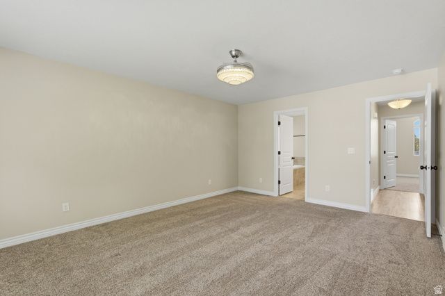 1302 W 2535 N, Clinton, UT 84015