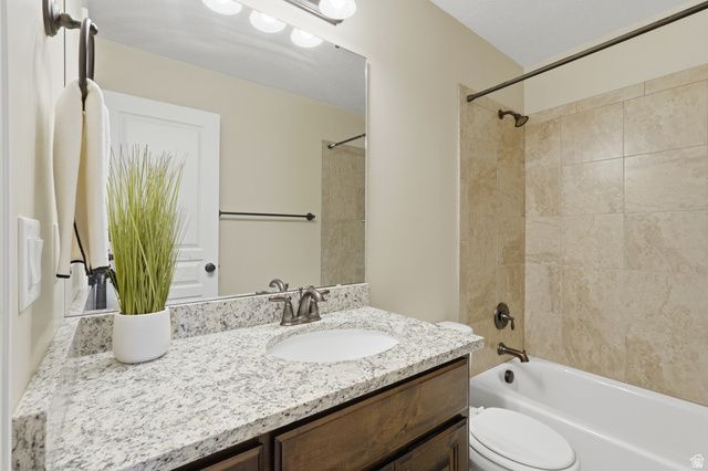 1302 W 2535 N, Clinton, UT 84015