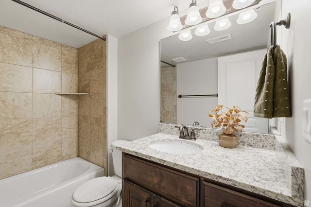 1302 W 2535 N, Clinton, UT 84015