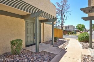 6024 W GOLDEN Lane, Glendale, AZ 85302