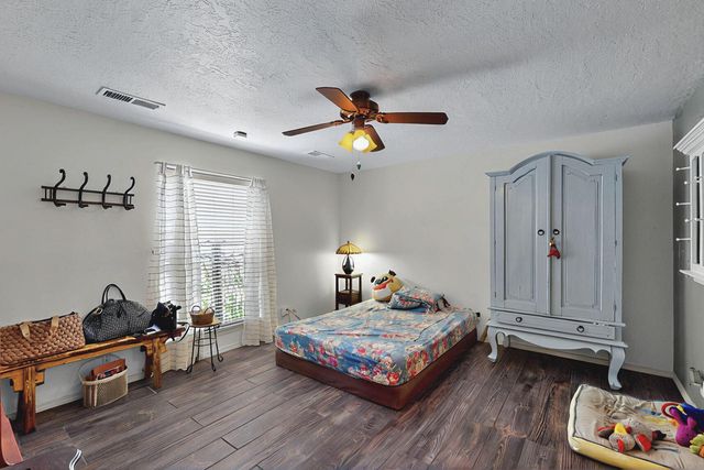 12120 Phoenix Avenue NE, Albuquerque, NM 87112