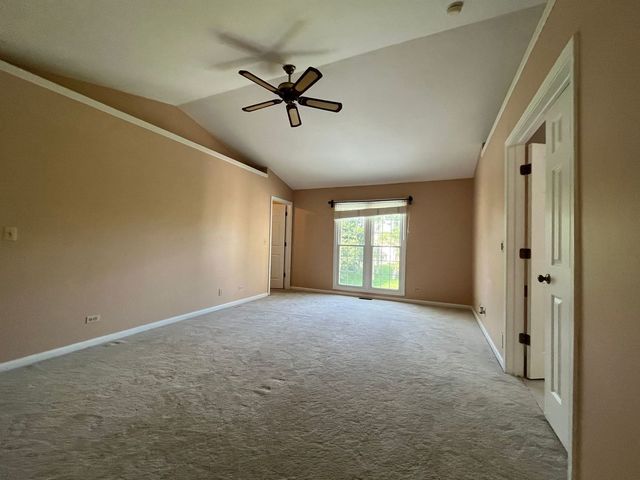 4891 Turnberry Drive, Hoffman Estates, IL 60010