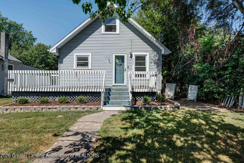 2029 Culver Avenue, Lansing, MI 48906