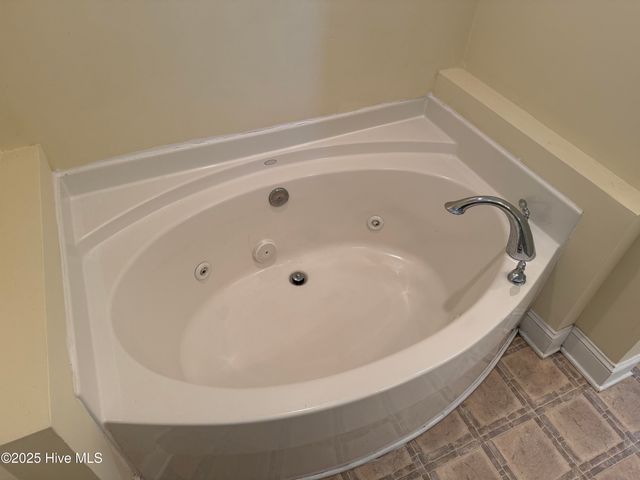 108 Jubilee Place, New Bern, NC 28560