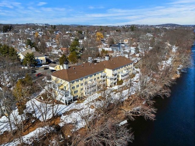 1 Riverview Blvd 1:209, Methuen, MA 01844