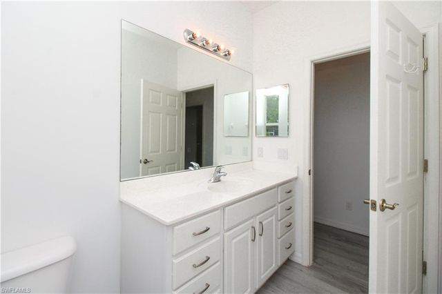 3927 Aurora CT, Naples, FL 34116