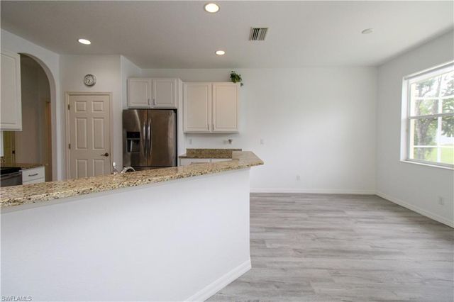 3927 Aurora CT, Naples, FL 34116