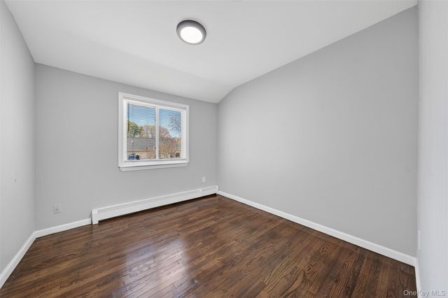 65 Maple Lane, Medford, NY 11763